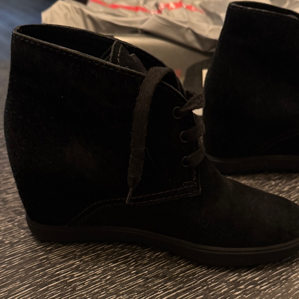 Prada Milano Wedge Bootie, blk, size 36.5, box and dust bag, excellent condition - Picture 5 of 10